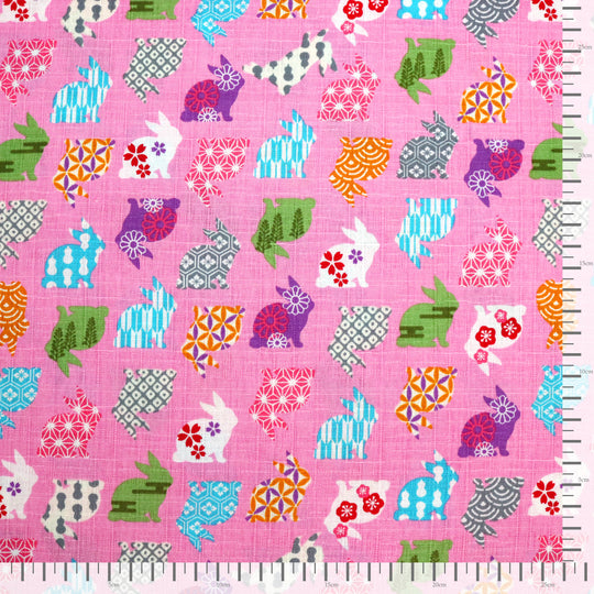 Hasen mit traditionellen Mustern - Pink