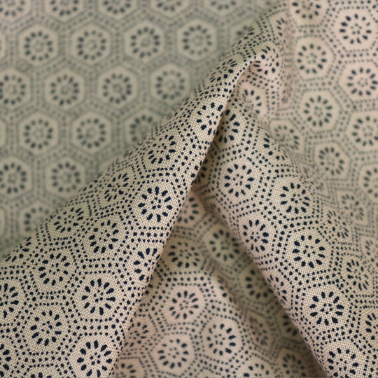 Kleine Blumen & Rauten - Beige