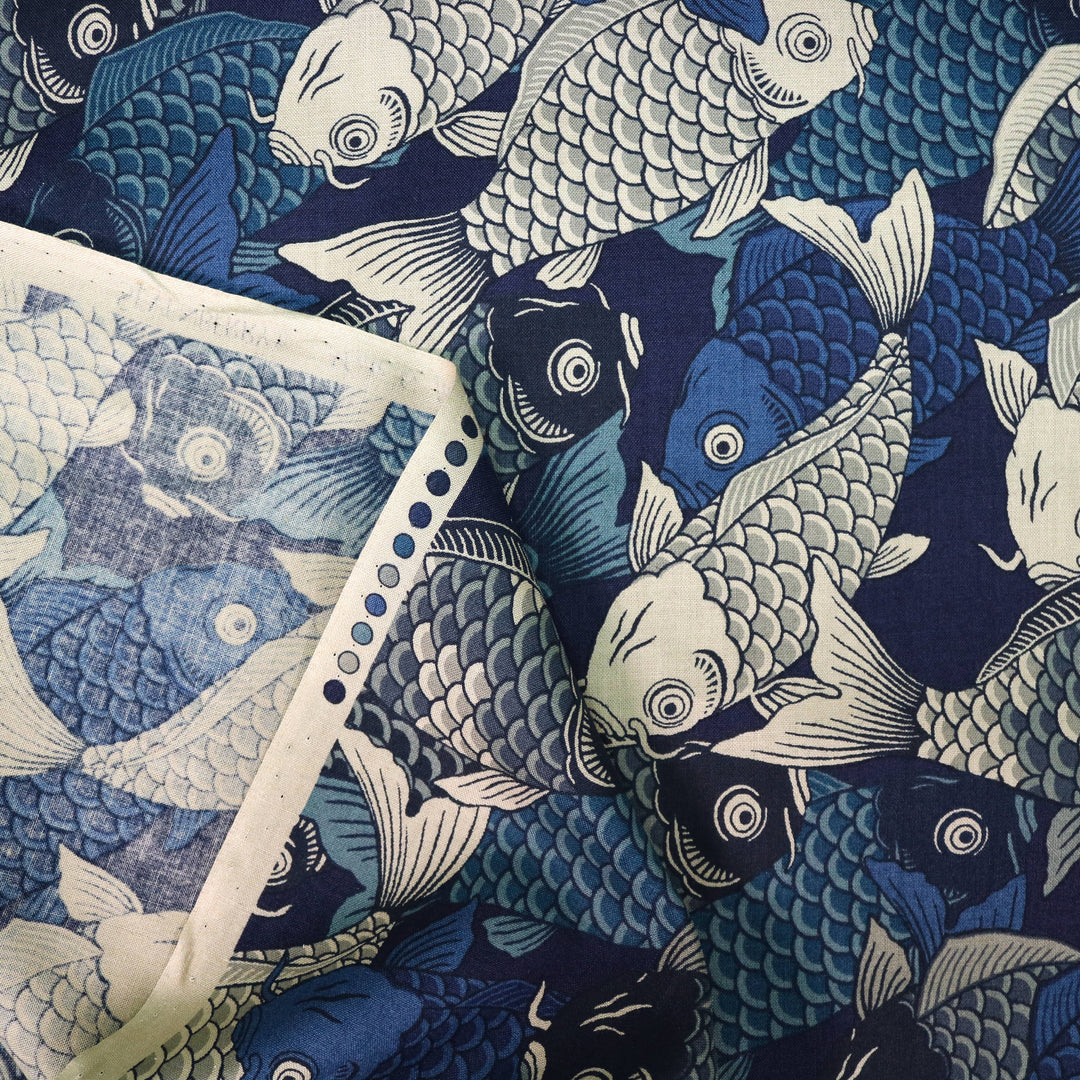 Tanz der Koi Karpfen - Dunkelblau