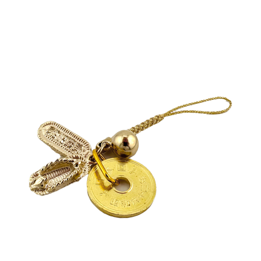 Schlüsselanhänger mit Glöckchen – 5 Yen Stück
